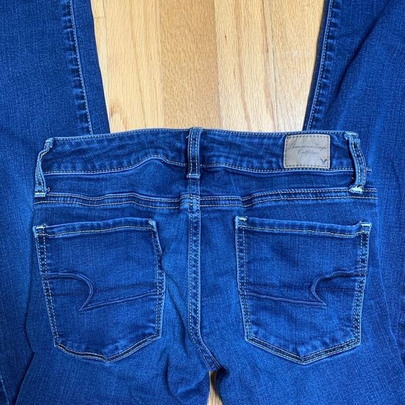 American Eagle Outfitters Denim - American Eagle Super Stretch Skinny Jeans size 2